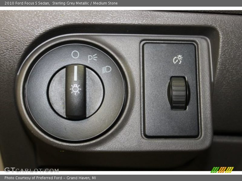 Sterling Grey Metallic / Medium Stone 2010 Ford Focus S Sedan