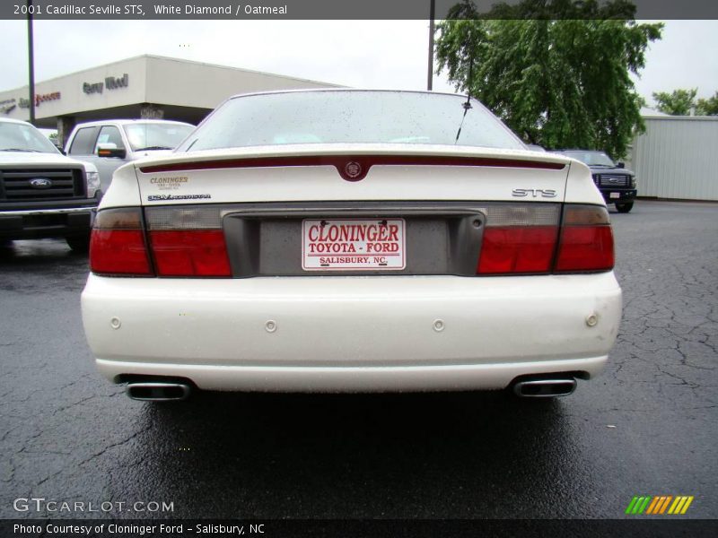 White Diamond / Oatmeal 2001 Cadillac Seville STS