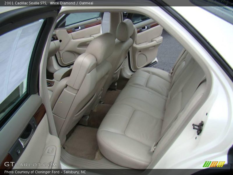 White Diamond / Oatmeal 2001 Cadillac Seville STS