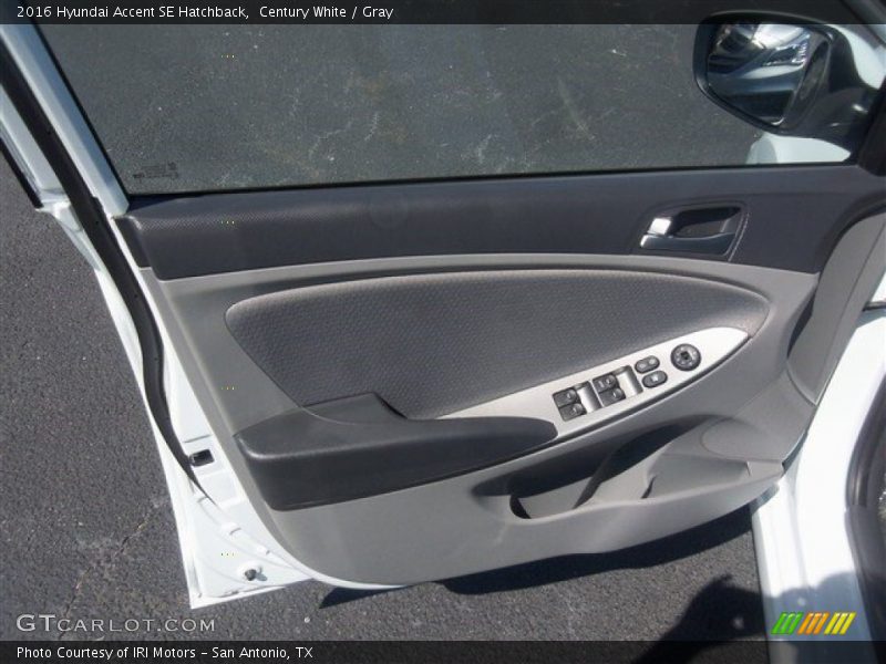 Century White / Gray 2016 Hyundai Accent SE Hatchback