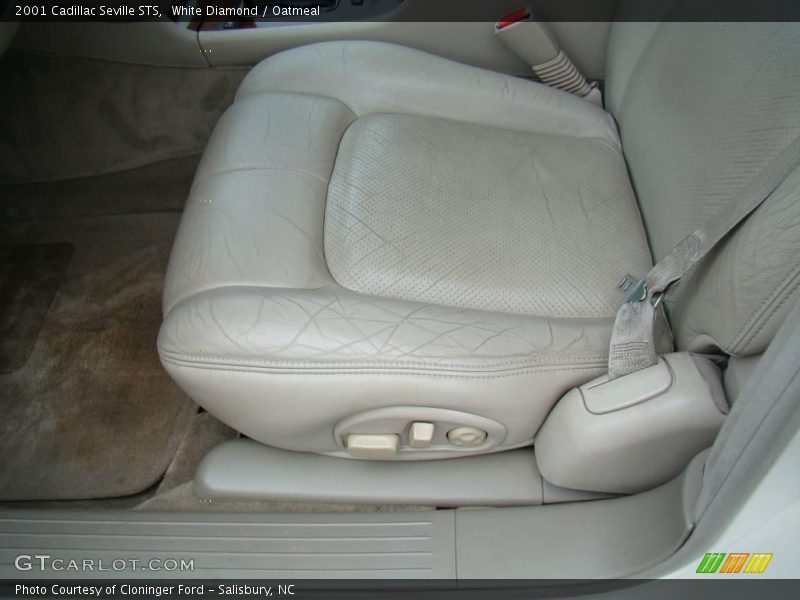 White Diamond / Oatmeal 2001 Cadillac Seville STS