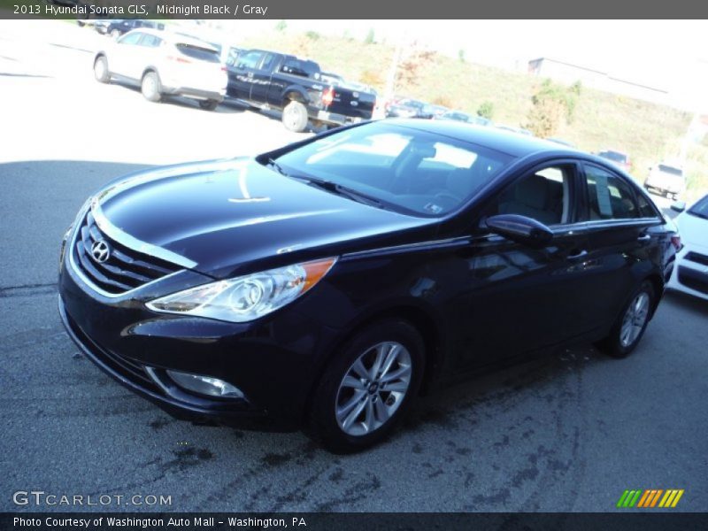 Midnight Black / Gray 2013 Hyundai Sonata GLS