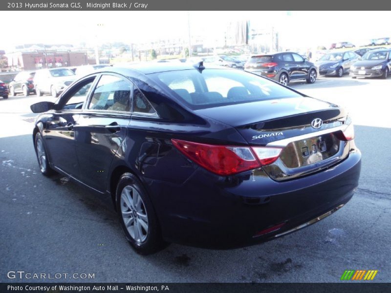 Midnight Black / Gray 2013 Hyundai Sonata GLS