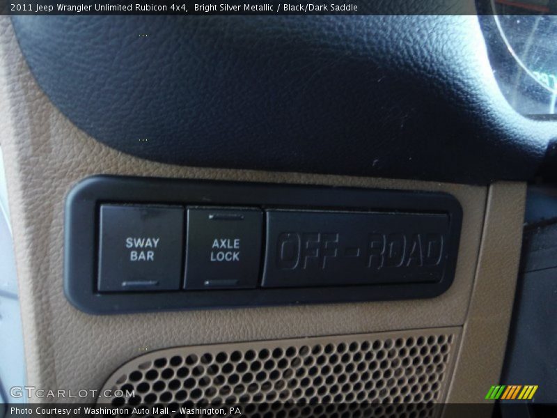 Bright Silver Metallic / Black/Dark Saddle 2011 Jeep Wrangler Unlimited Rubicon 4x4