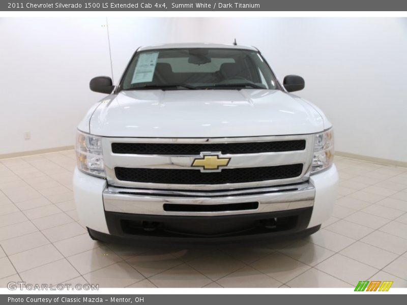 Summit White / Dark Titanium 2011 Chevrolet Silverado 1500 LS Extended Cab 4x4