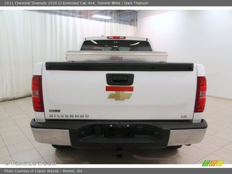 Summit White / Dark Titanium 2011 Chevrolet Silverado 1500 LS Extended Cab 4x4