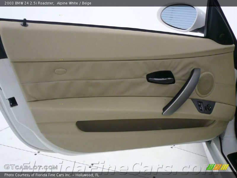 Alpine White / Beige 2003 BMW Z4 2.5i Roadster
