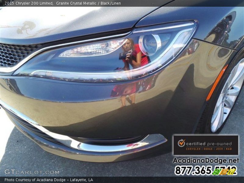 Granite Crystal Metallic / Black/Linen 2015 Chrysler 200 Limited