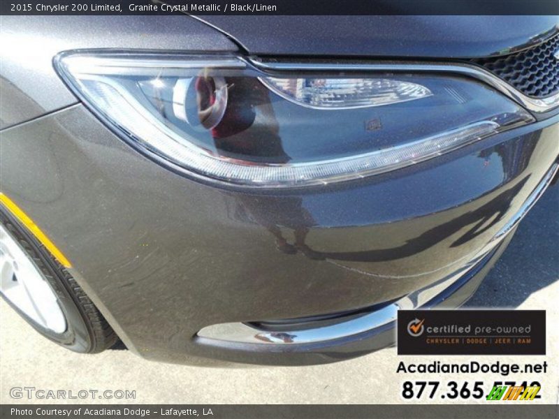 Granite Crystal Metallic / Black/Linen 2015 Chrysler 200 Limited