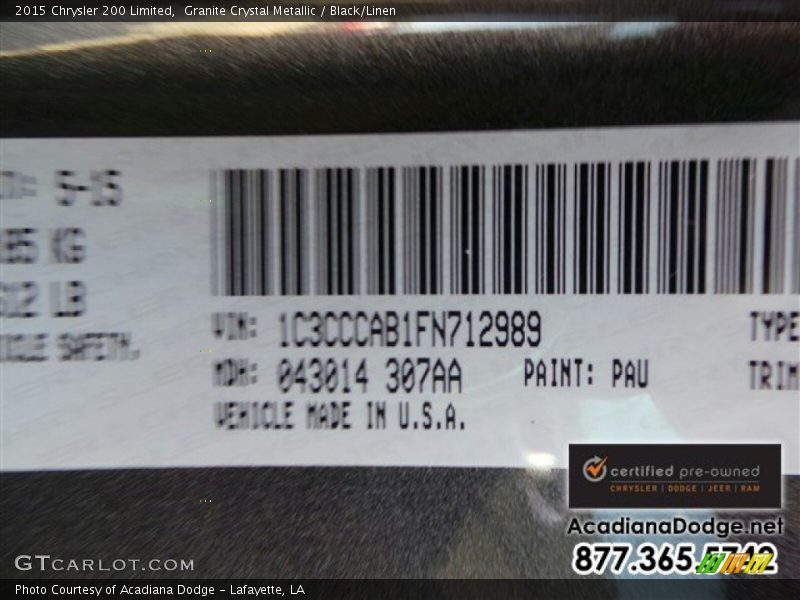 Granite Crystal Metallic / Black/Linen 2015 Chrysler 200 Limited
