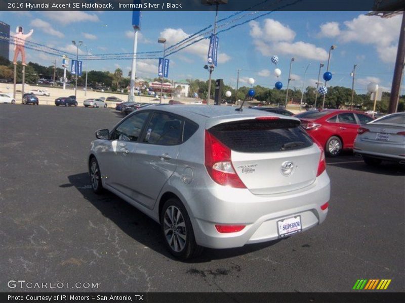 Ironman Silver / Black 2016 Hyundai Accent SE Hatchback