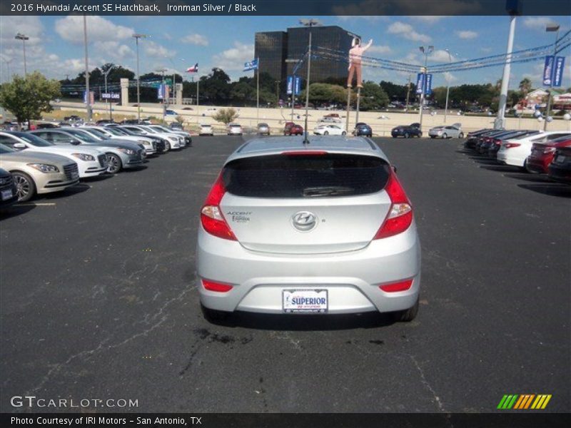 Ironman Silver / Black 2016 Hyundai Accent SE Hatchback