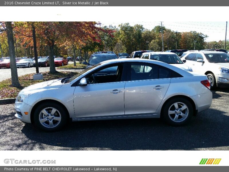 Silver Ice Metallic / Jet Black 2016 Chevrolet Cruze Limited LT