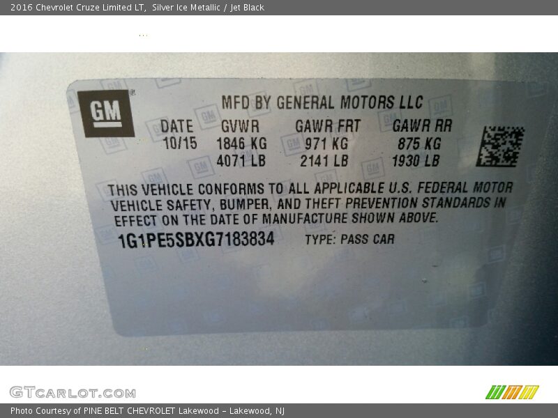 Silver Ice Metallic / Jet Black 2016 Chevrolet Cruze Limited LT