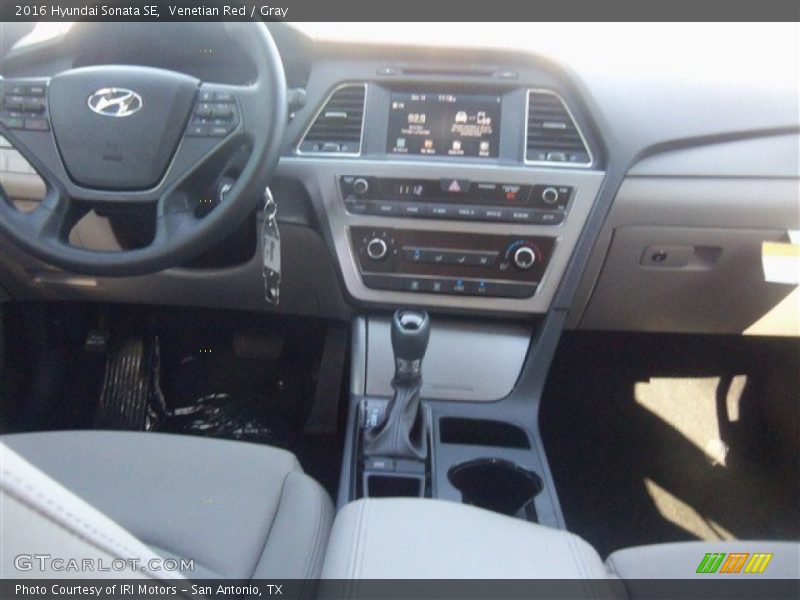 Venetian Red / Gray 2016 Hyundai Sonata SE