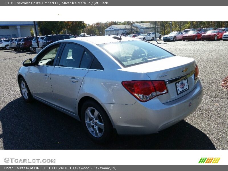 Silver Ice Metallic / Jet Black 2016 Chevrolet Cruze Limited LT