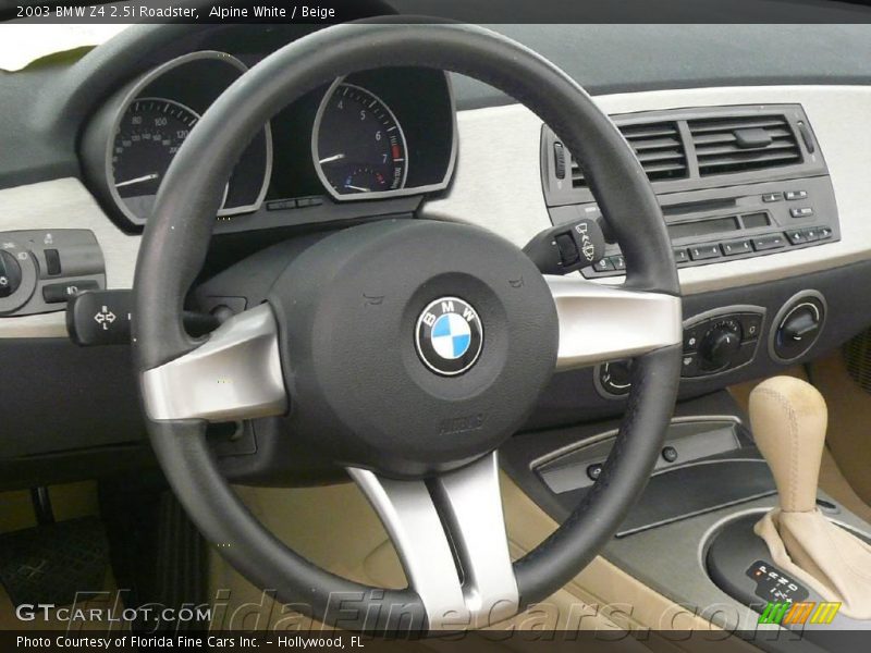 Alpine White / Beige 2003 BMW Z4 2.5i Roadster