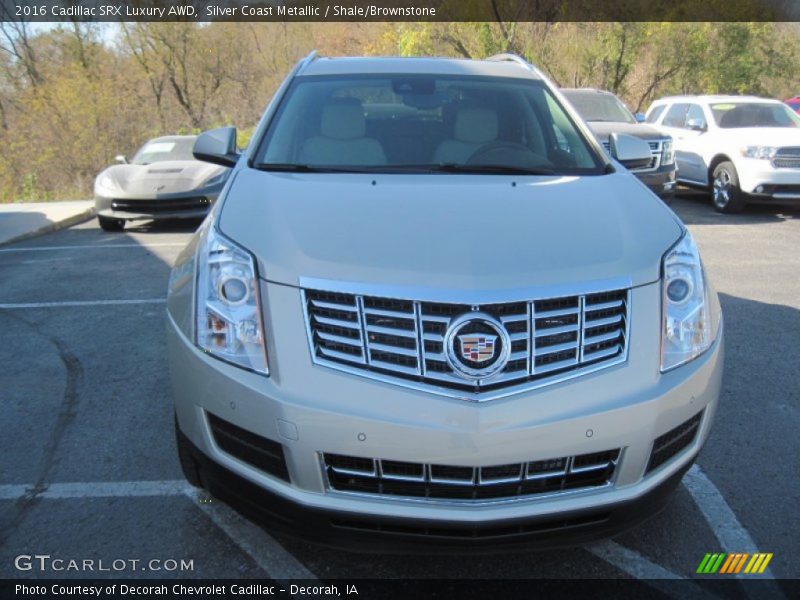 Silver Coast Metallic / Shale/Brownstone 2016 Cadillac SRX Luxury AWD