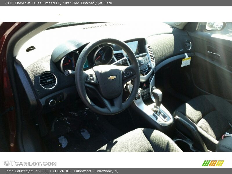 Siren Red Tintcoat / Jet Black 2016 Chevrolet Cruze Limited LT