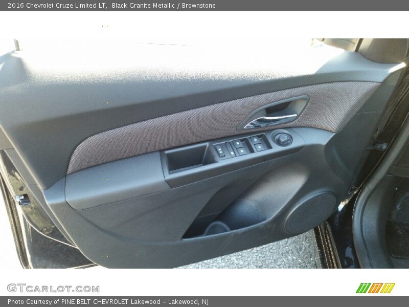 Black Granite Metallic / Brownstone 2016 Chevrolet Cruze Limited LT