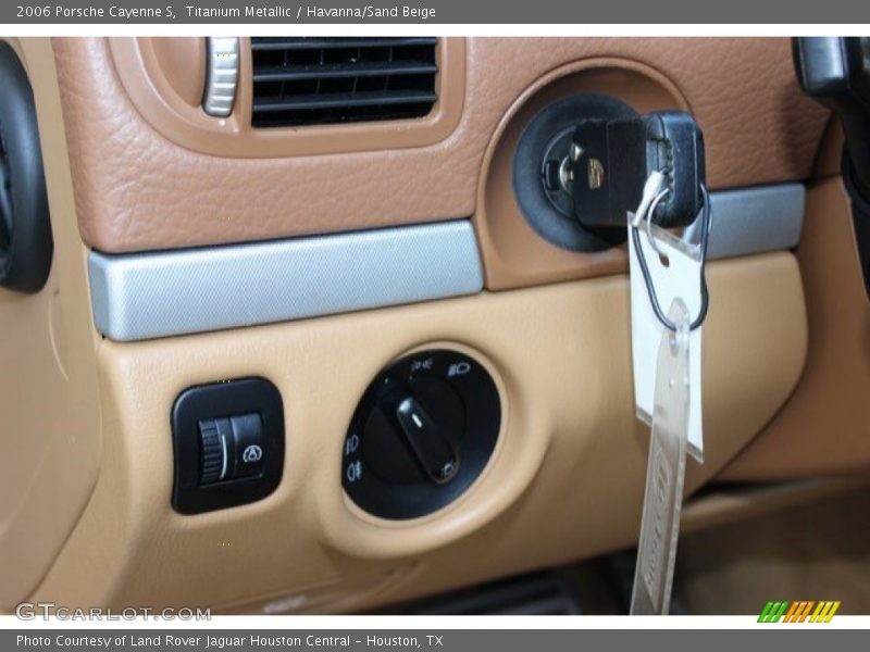 Titanium Metallic / Havanna/Sand Beige 2006 Porsche Cayenne S