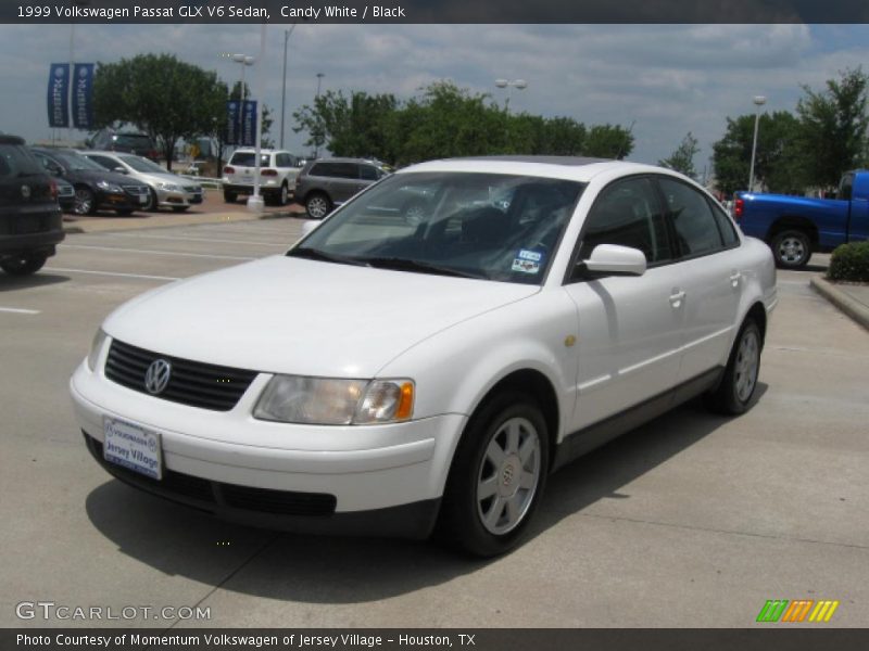 Candy White / Black 1999 Volkswagen Passat GLX V6 Sedan