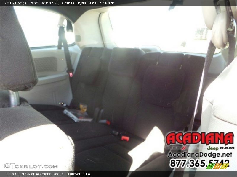 Granite Crystal Metallic / Black 2016 Dodge Grand Caravan SE