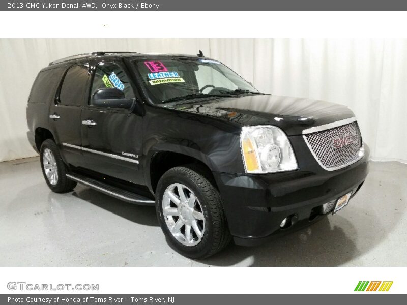 Onyx Black / Ebony 2013 GMC Yukon Denali AWD