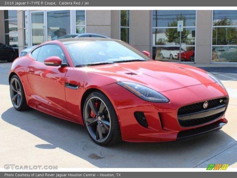 Front 3/4 View of 2016 F-TYPE R Coupe