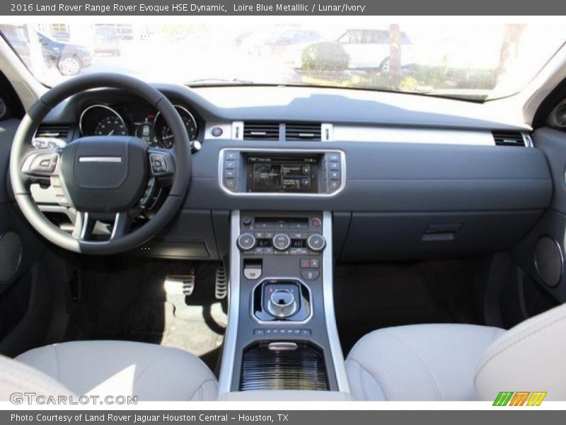 Dashboard of 2016 Range Rover Evoque HSE Dynamic