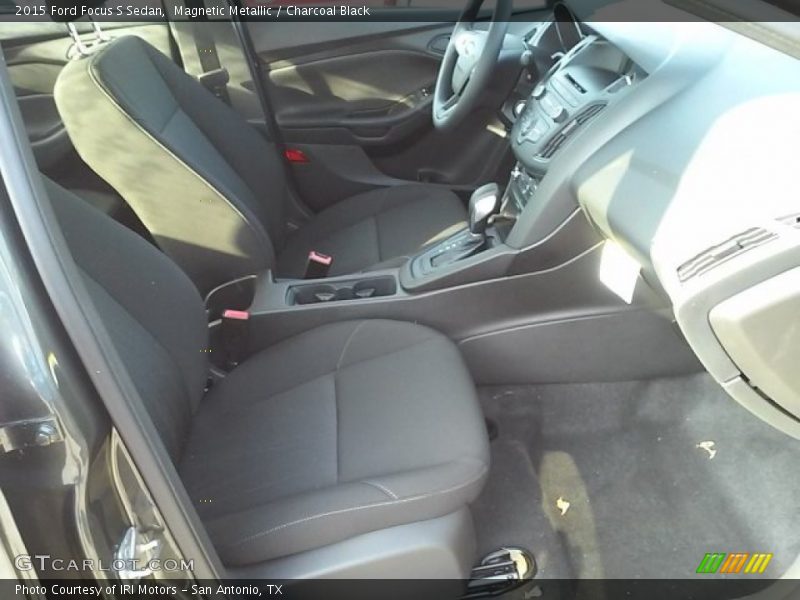 Magnetic Metallic / Charcoal Black 2015 Ford Focus S Sedan