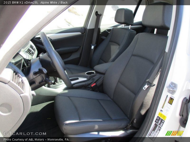 Alpine White / Black 2015 BMW X1 xDrive28i