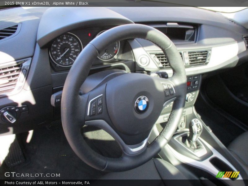 Alpine White / Black 2015 BMW X1 xDrive28i