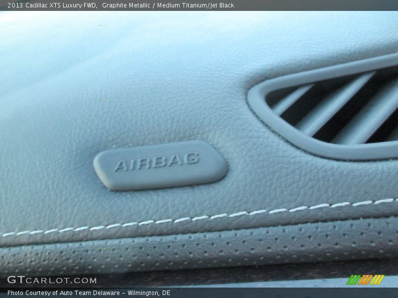Graphite Metallic / Medium Titanium/Jet Black 2013 Cadillac XTS Luxury FWD
