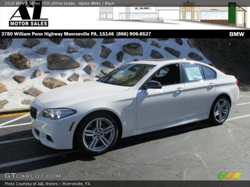 Alpine White / Black 2016 BMW 5 Series 550i xDrive Sedan