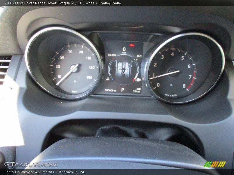 Fuji White / Ebony/Ebony 2016 Land Rover Range Rover Evoque SE