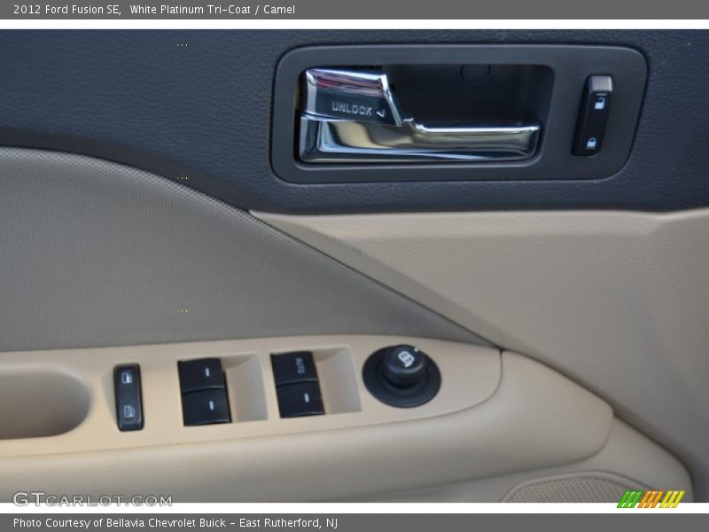White Platinum Tri-Coat / Camel 2012 Ford Fusion SE