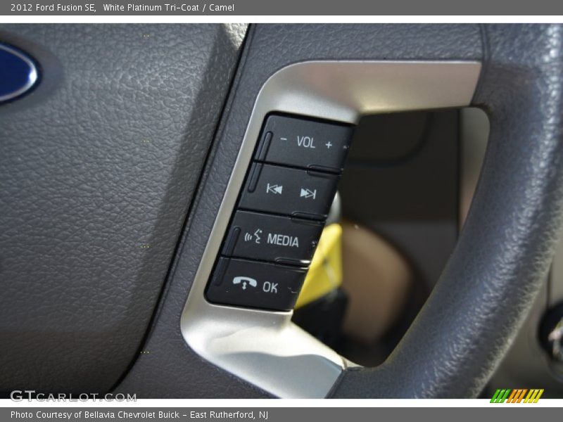 White Platinum Tri-Coat / Camel 2012 Ford Fusion SE