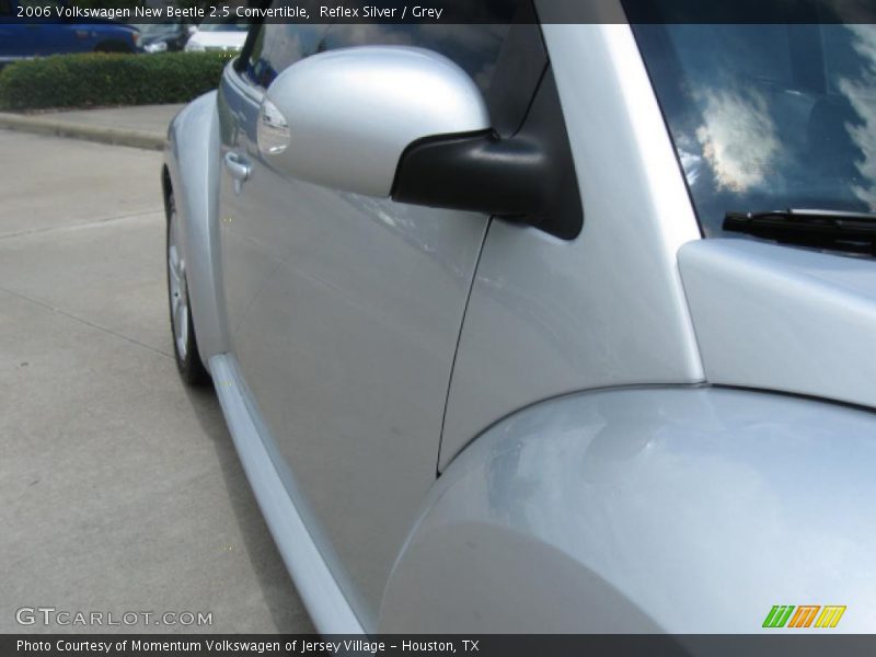 Reflex Silver / Grey 2006 Volkswagen New Beetle 2.5 Convertible