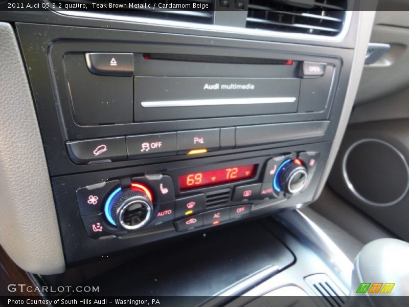 Teak Brown Metallic / Cardamom Beige 2011 Audi Q5 3.2 quattro