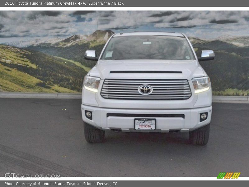Super White / Black 2016 Toyota Tundra Platinum CrewMax 4x4