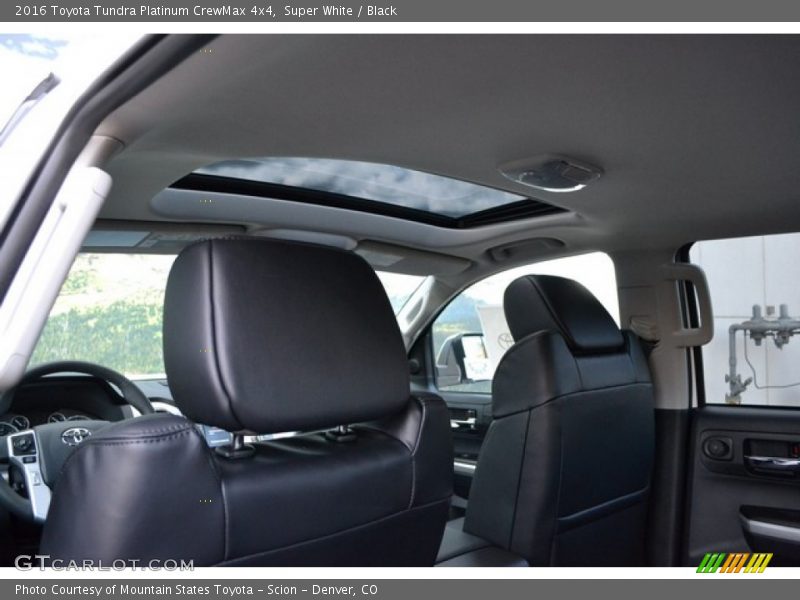 Super White / Black 2016 Toyota Tundra Platinum CrewMax 4x4