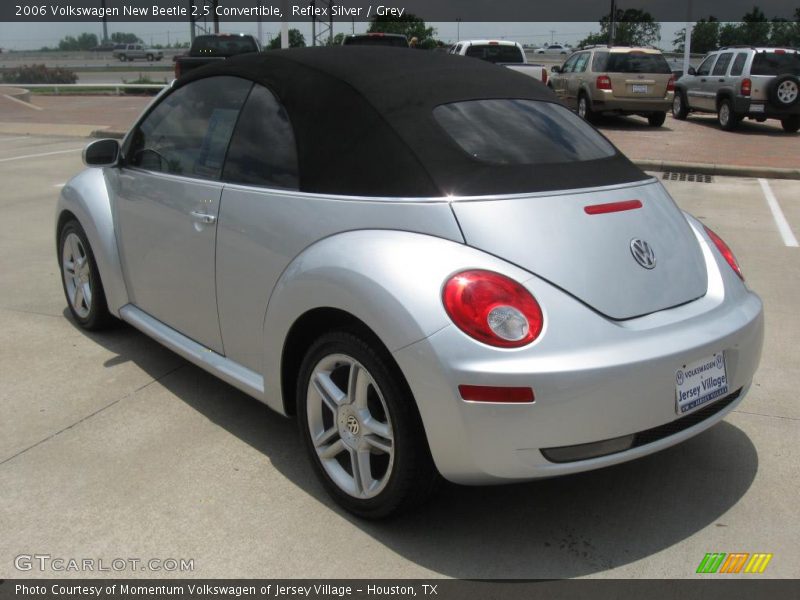 Reflex Silver / Grey 2006 Volkswagen New Beetle 2.5 Convertible