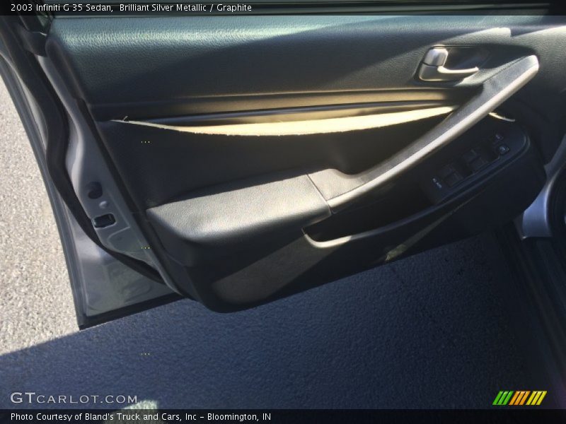 Brilliant Silver Metallic / Graphite 2003 Infiniti G 35 Sedan