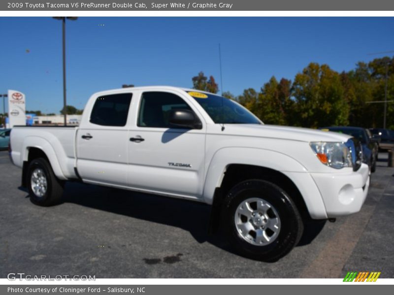Front 3/4 View of 2009 Tacoma V6 PreRunner Double Cab