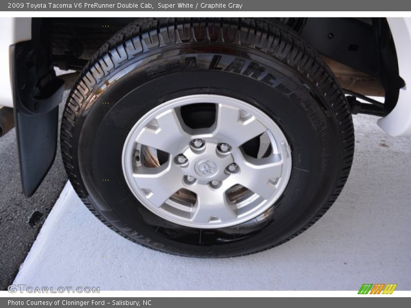 Super White / Graphite Gray 2009 Toyota Tacoma V6 PreRunner Double Cab