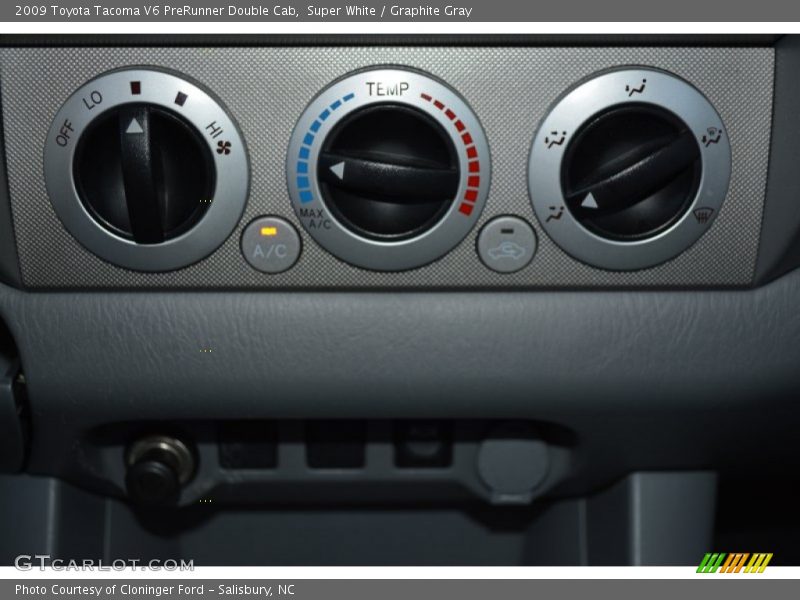 Super White / Graphite Gray 2009 Toyota Tacoma V6 PreRunner Double Cab