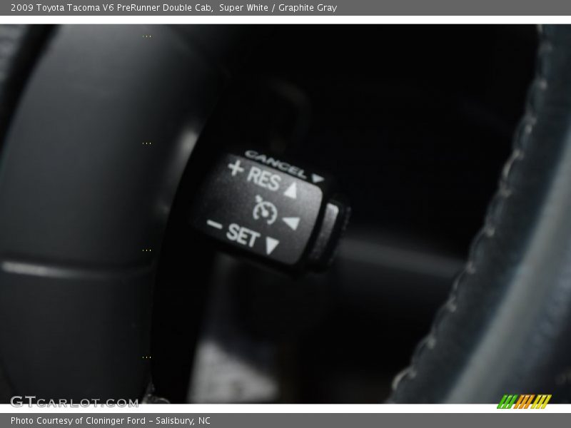 Super White / Graphite Gray 2009 Toyota Tacoma V6 PreRunner Double Cab
