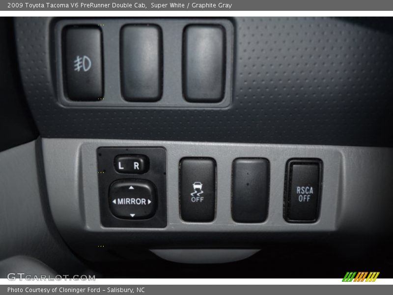 Super White / Graphite Gray 2009 Toyota Tacoma V6 PreRunner Double Cab
