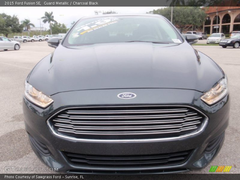 Guard Metallic / Charcoal Black 2015 Ford Fusion SE